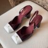 Shoe